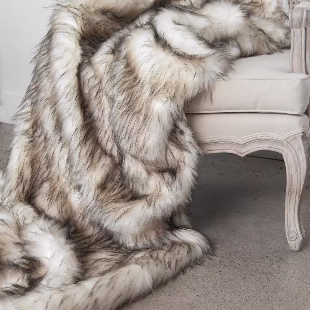 Best Home Fashion Bleached Finn Faux Fur Throw 58In. x 60In.