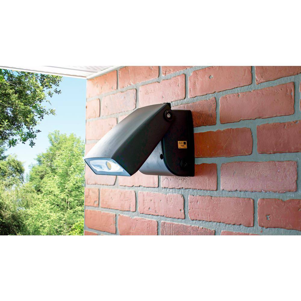 PROBRITE 150W Equivalent Integrated Outdoor LED Wall Pack, 3600 Lumens, Dusk to Dawn Outdoor Security Light