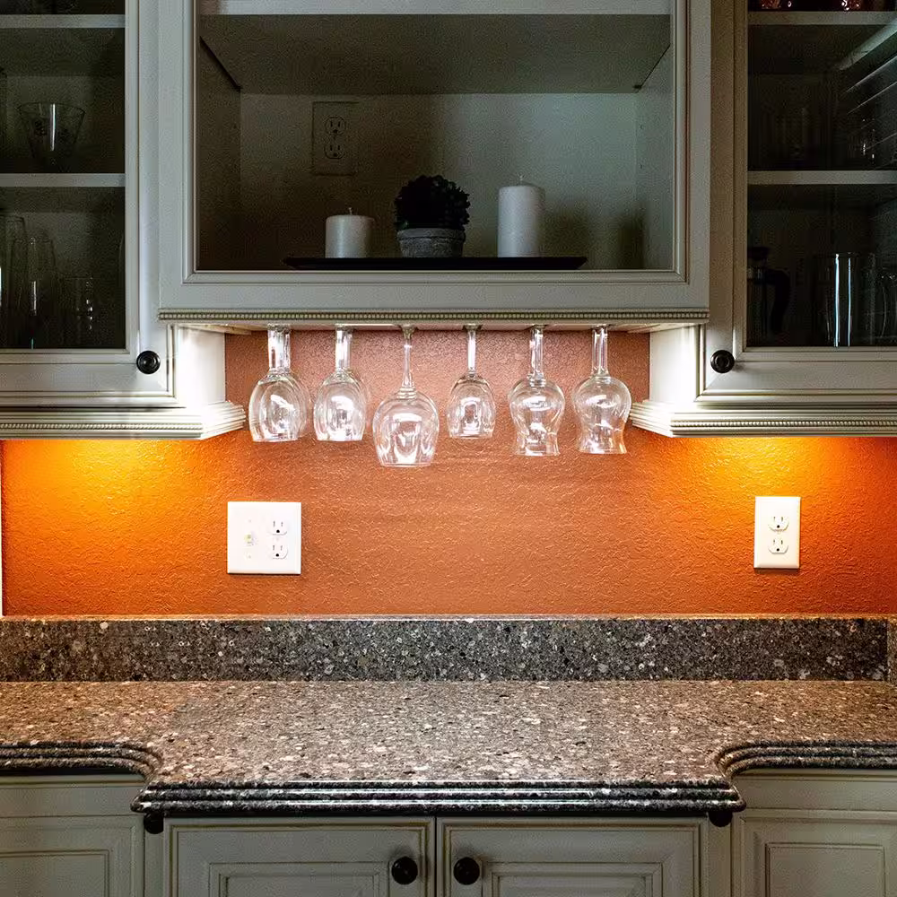Westek 22 in. Under Cabinet Selectable LED Light with Pivot Head